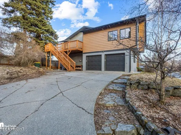 7817 Brentwood Dr, Anchorage, AK 99502