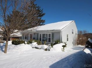 7 Seneca Rd, Ossining, NY 10562