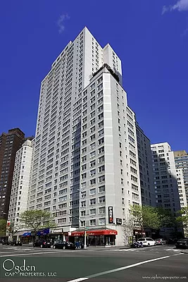 155 West 68th Street #909 in Lincoln Square, Manhattan | StreetEasy