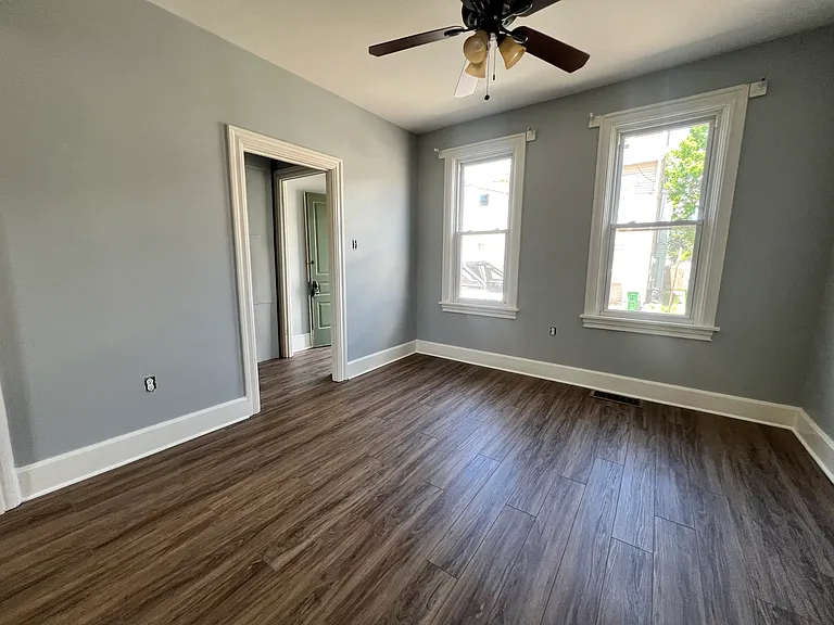 132 Elm St #132 — Photo 2
