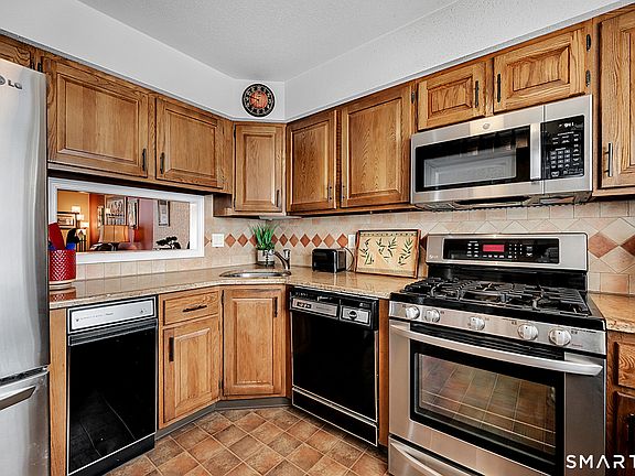 5th image of 319 Thomaston Road #13