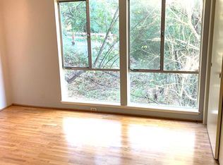 1 Ebbtide Ave APT 10, Sausalito, CA 94965