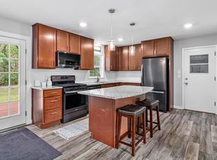 2439 53rd St E, Inver Grove Heights, MN 55076