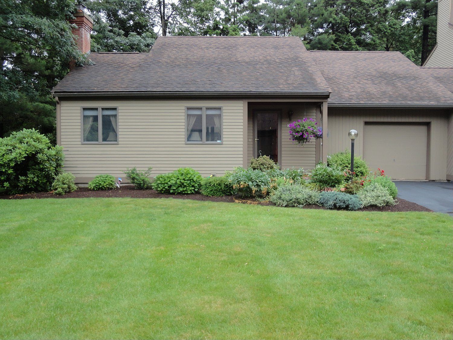 105 The Laurels, Enfield, CT 06082 Zillow