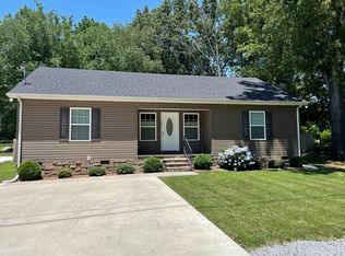 727 Marbury Rd, Tullahoma, TN 37388