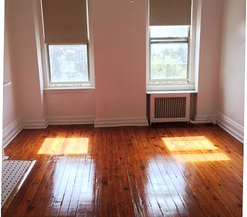 2nd image of 155 E 106th St APT 7