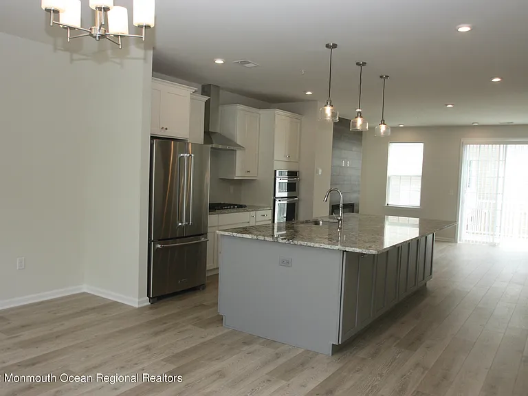 1206 Arose Ln — Photo 8