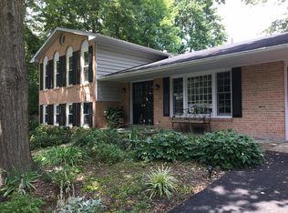 8525 Tysons Ct, Vienna, VA 22182