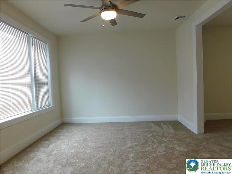 68 W Union Blvd — Photo 5