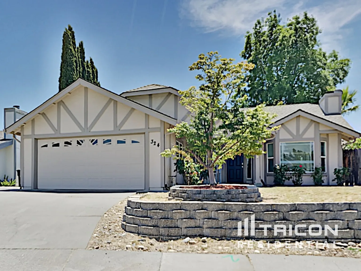 324 Kendrick Ln photo 1