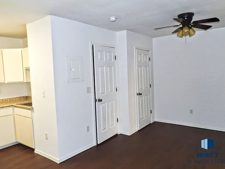 1108 Myrtle Ave — Photo 21