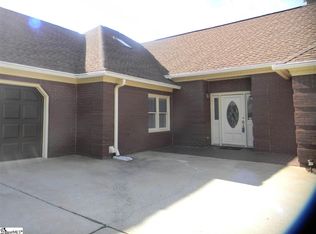 150 River Falls Dr, Duncan, SC 29334