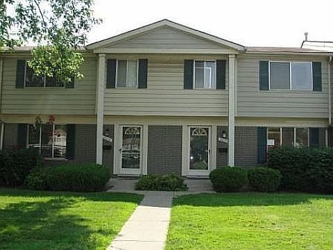 1st image of 26232 Franklin Pointe Dr #1