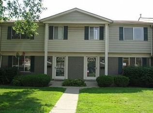 26232 Franklin Pointe Dr #1, Southfield, MI 48034
