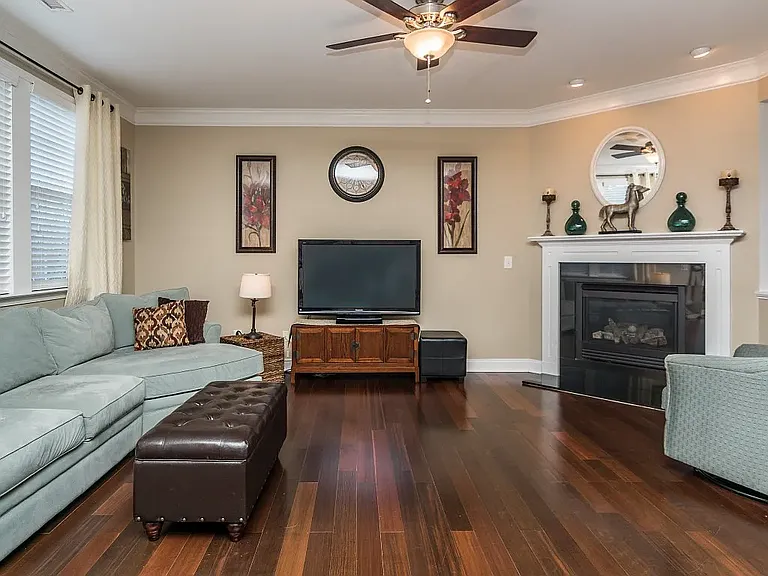 4012 Jockey Club Cir — Photo 7