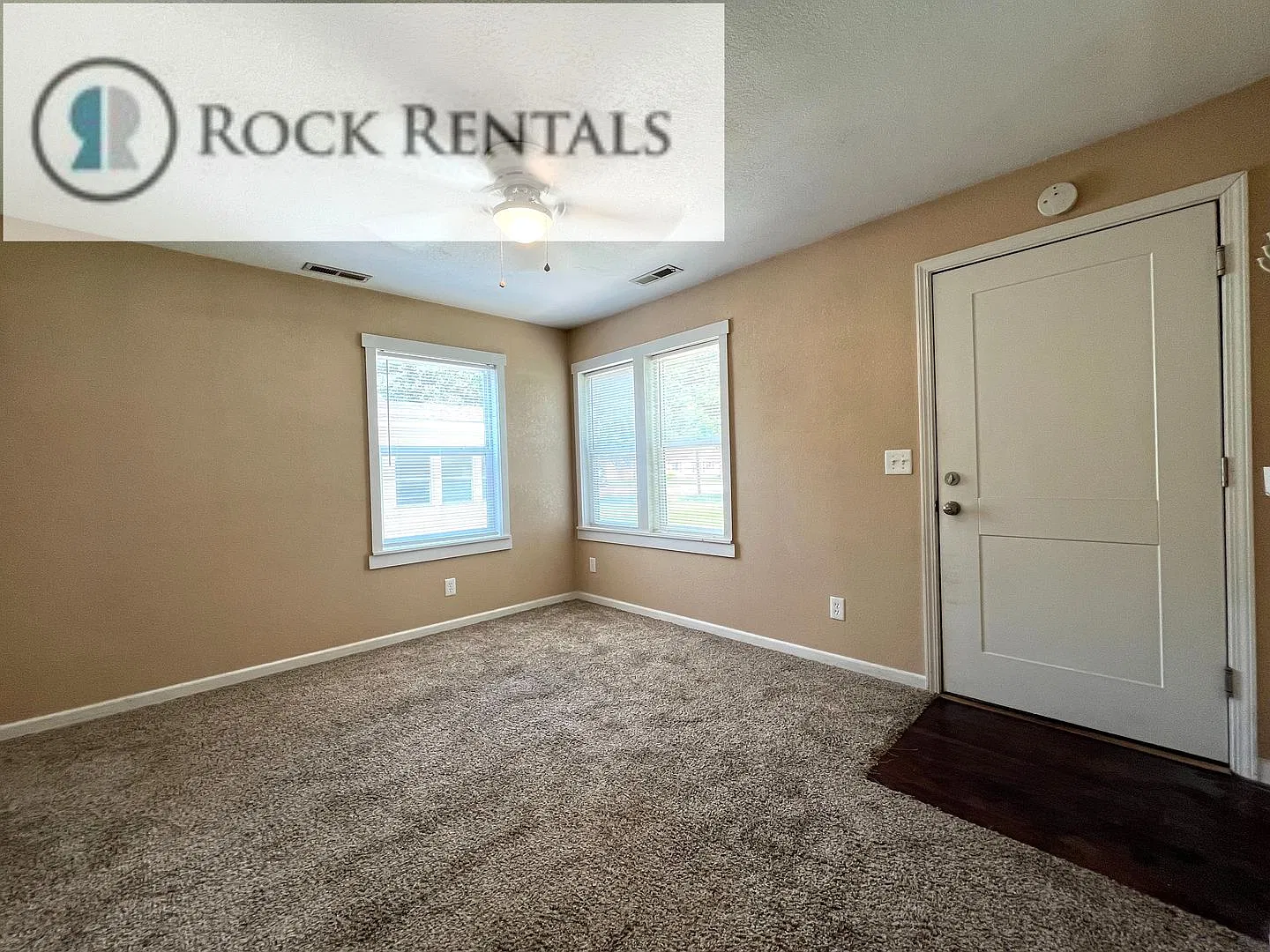 Cute, Nicely Renovated 1 Bed 1 Bath — Photo 3