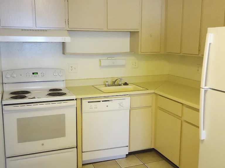 8824 E Florida Ave #7 — Photo 11