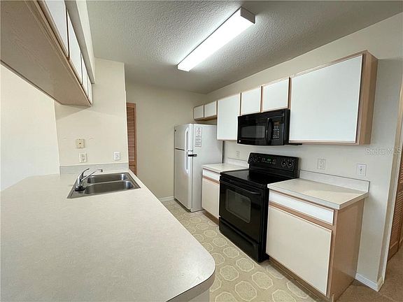 4th image of 3143 Britannia Blvd APT C