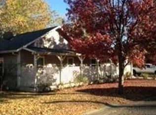 411 6th St, Corning, CA 96021