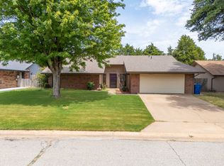 1722 Denim Ln, Enid, OK 73703
