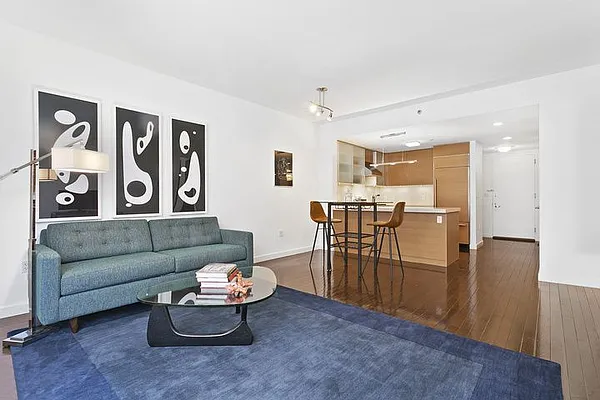 Rented by Compass | media 14