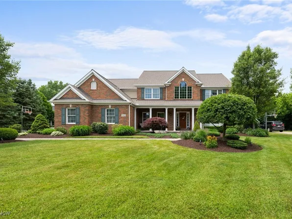 3428 Truxton Pl, Avon, OH 44011