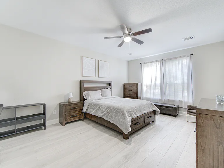 9422 Comstock Meadows Dr — Photo 31