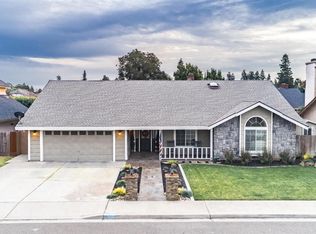 1886 Peacock Dr, Turlock, CA 95382