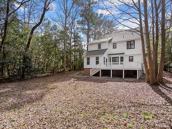 3rd image of 735 Everetts Creek Drive