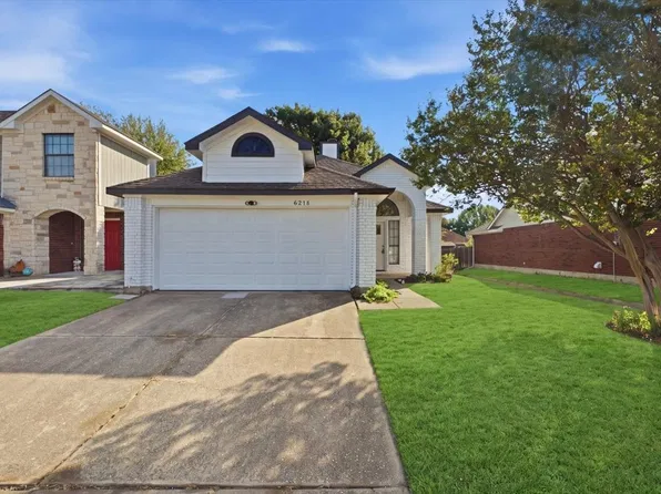 6812 Driffield Cir E, North Richland Hills, TX 76182