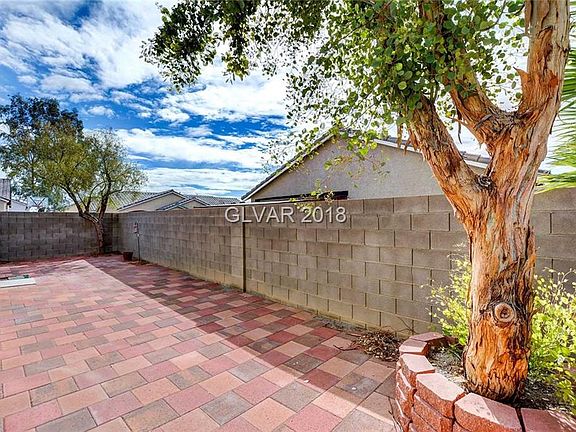 3rd image of 4941 Droubay Dr