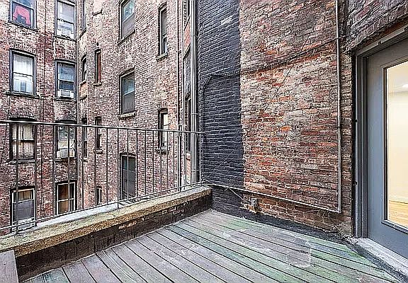 4th image of 339 E 12th St APT 10