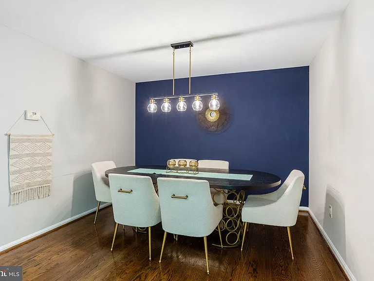 12 Chelsea Ct — Photo 14