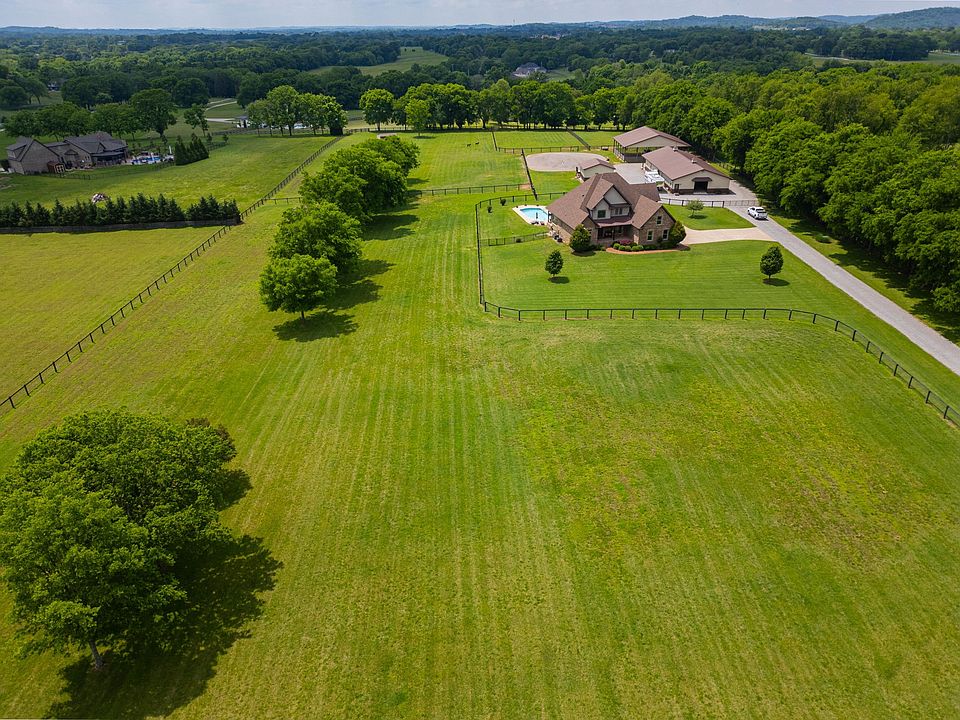 1st image of 113 Saint Charles Way