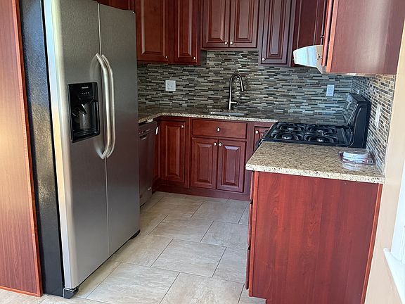 5th image of 2618 W Mimi Cir #2