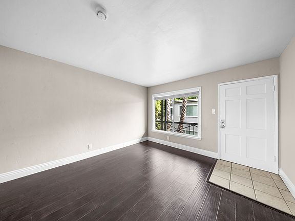 5th image of 1818 E 5th St APT 11