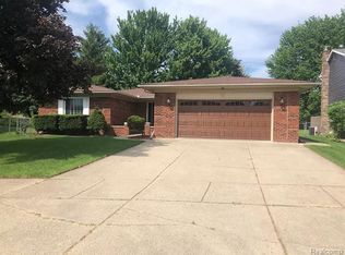 44280 Harsdale Ct, Canton, MI 48187