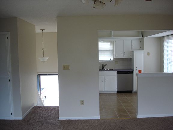 2nd image of 758 SE Claremont Ct