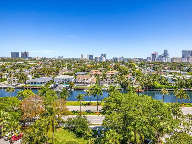 3610 Yacht Club Dr #1016 — Photo 35