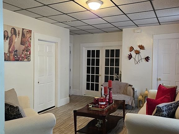 2nd image of 100 Bailey St #1