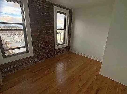 2nd image of 4018 5th Ave #14A