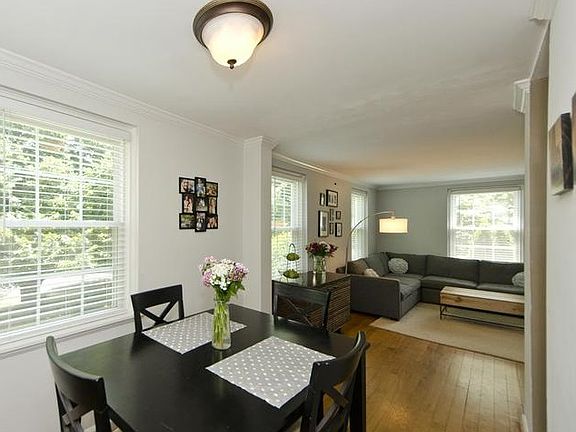 4th image of 3321 S Wakefield St #B