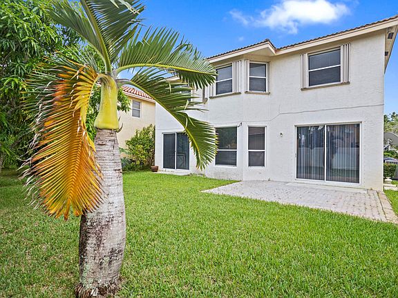 4th image of 17365 SW 33rd Court