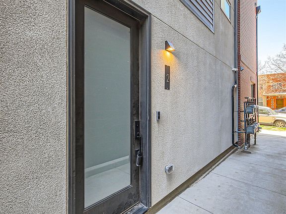 4th image of 625 Inca St #2