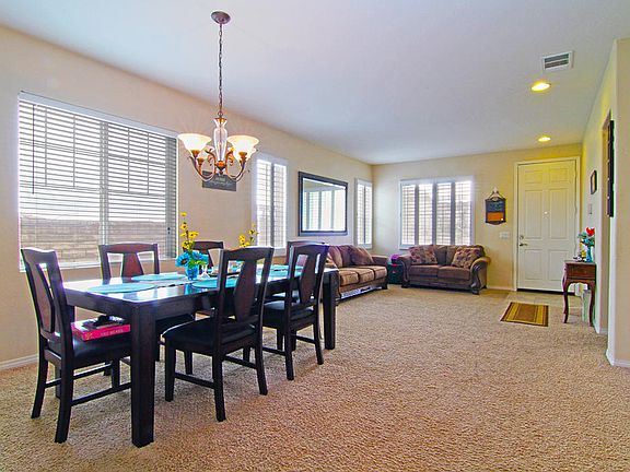 4th image of 37147 Paintbrush Dr
