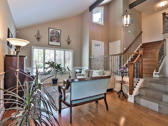 5th image of 5115 Sunny Creek Dr