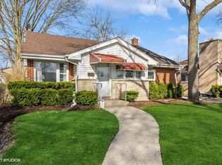 112 N Broadway Ave, Park Ridge, IL 60068