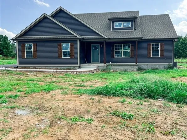 406 Middlebrook Ln, Smiths Grove, KY 42171