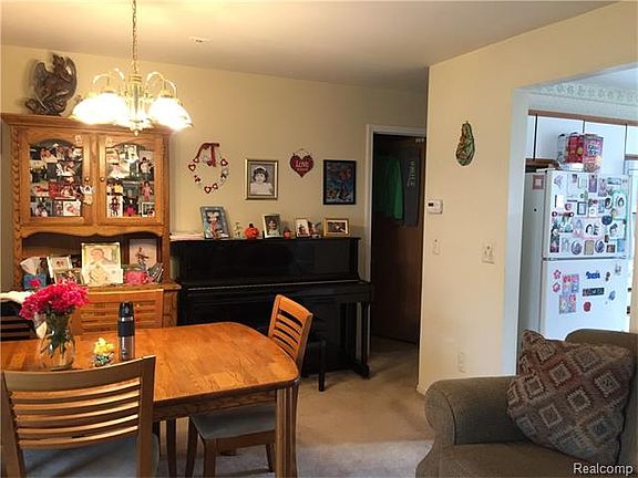 5th image of 42765 Lilley Pointe Dr #155