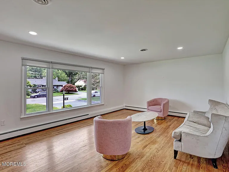 125 Beechwood Ave — Photo 10